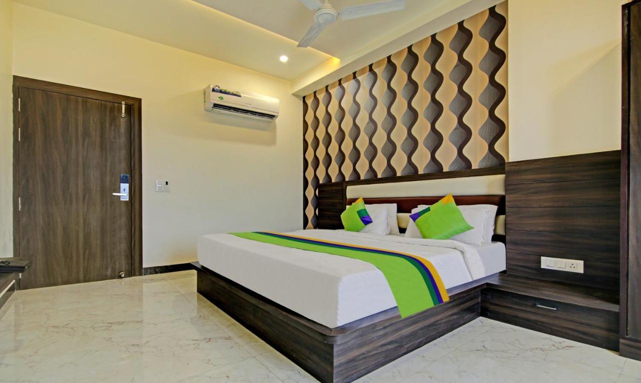 Hotel Treebo S G Grand Agra  Esterno foto