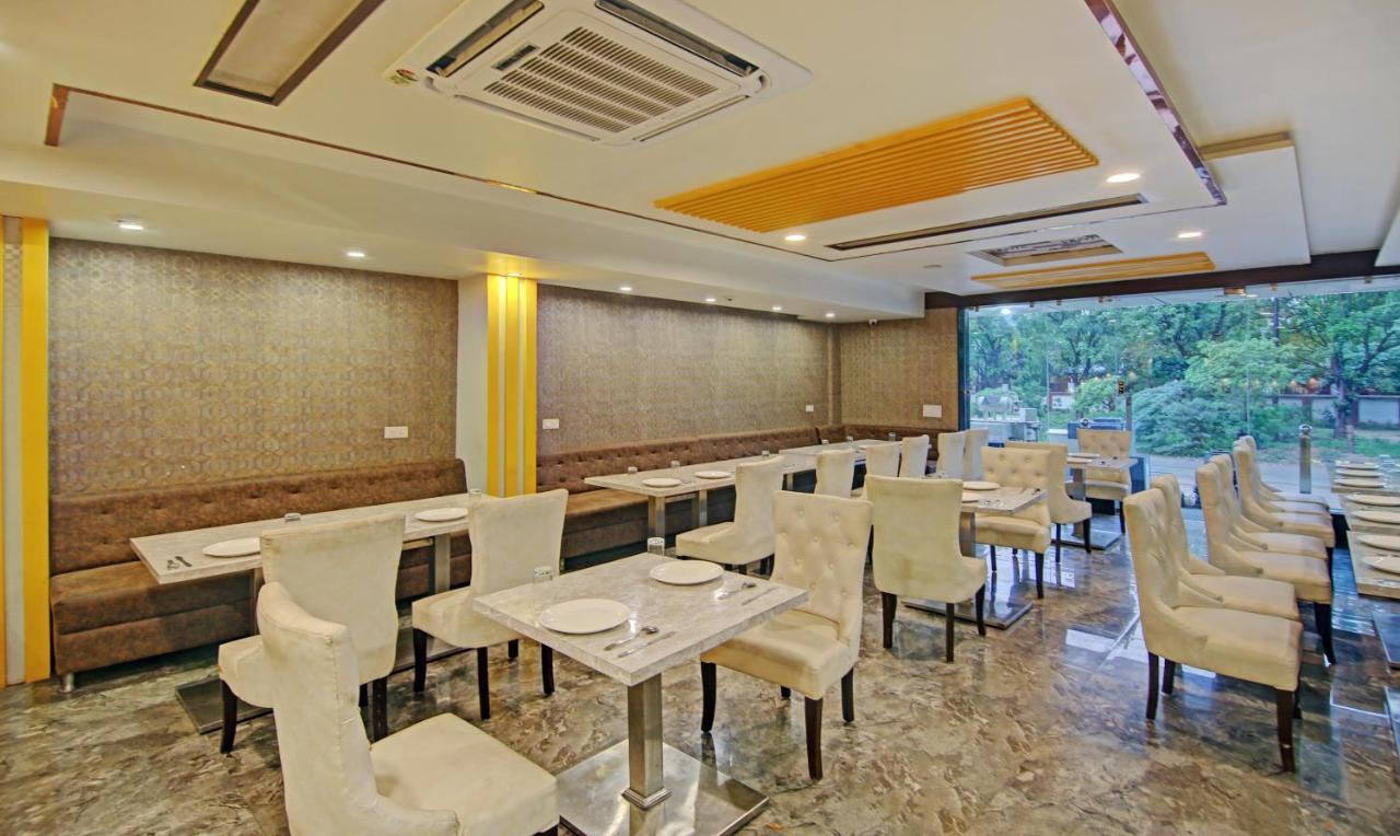Hotel Treebo S G Grand Agra  Esterno foto