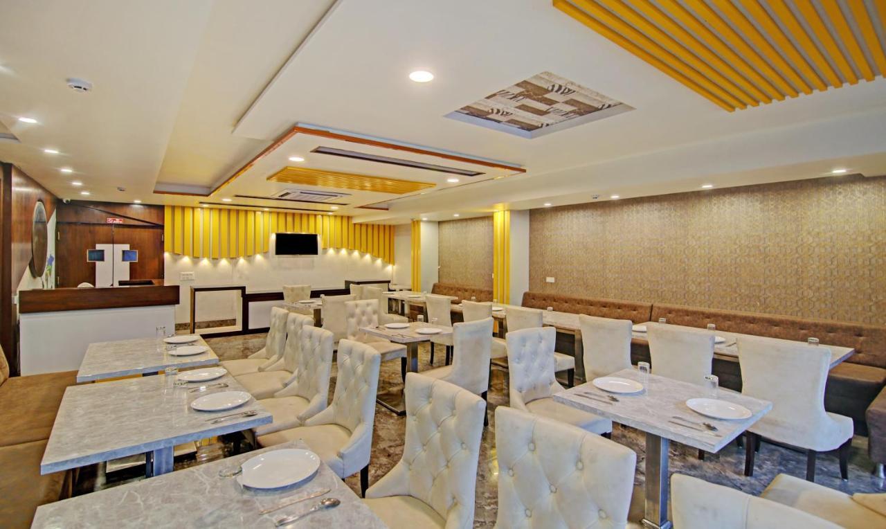 Hotel Treebo S G Grand Agra  Esterno foto